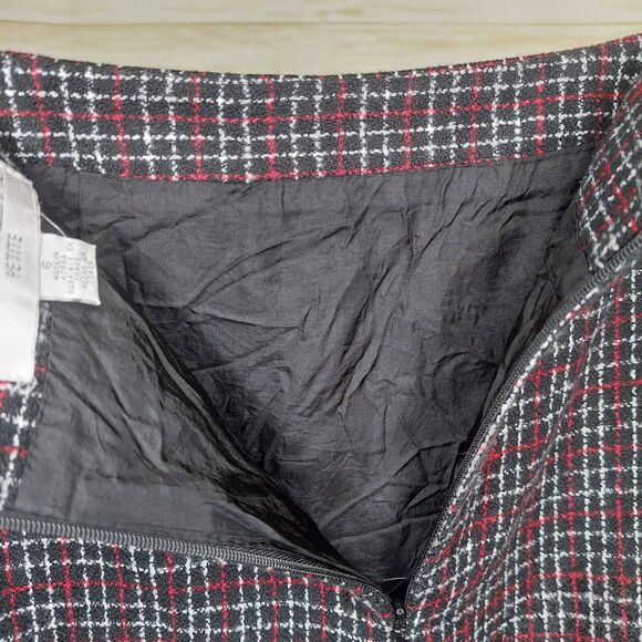 Casual Corner Annex Petites Skirt Size 6 Black/Red Plaid - Picture 7 of 9